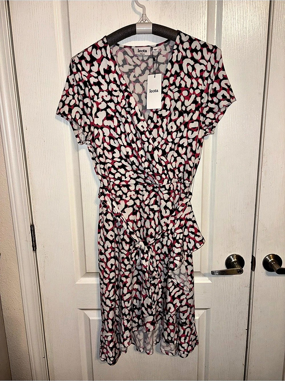 leota Brandy dress Animal Print Wrap Mini Dress in Pink & Black Size Medium